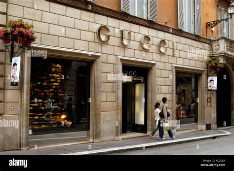 gucci outlet roma italia|rome designer outlet shopping.